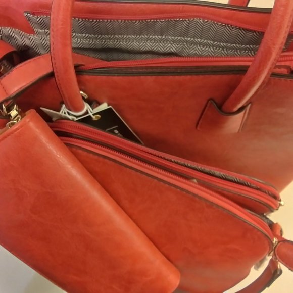 Isabelle Handbags Vegan 3 in 1 Satchel and wallet set - Picture 9 of 9